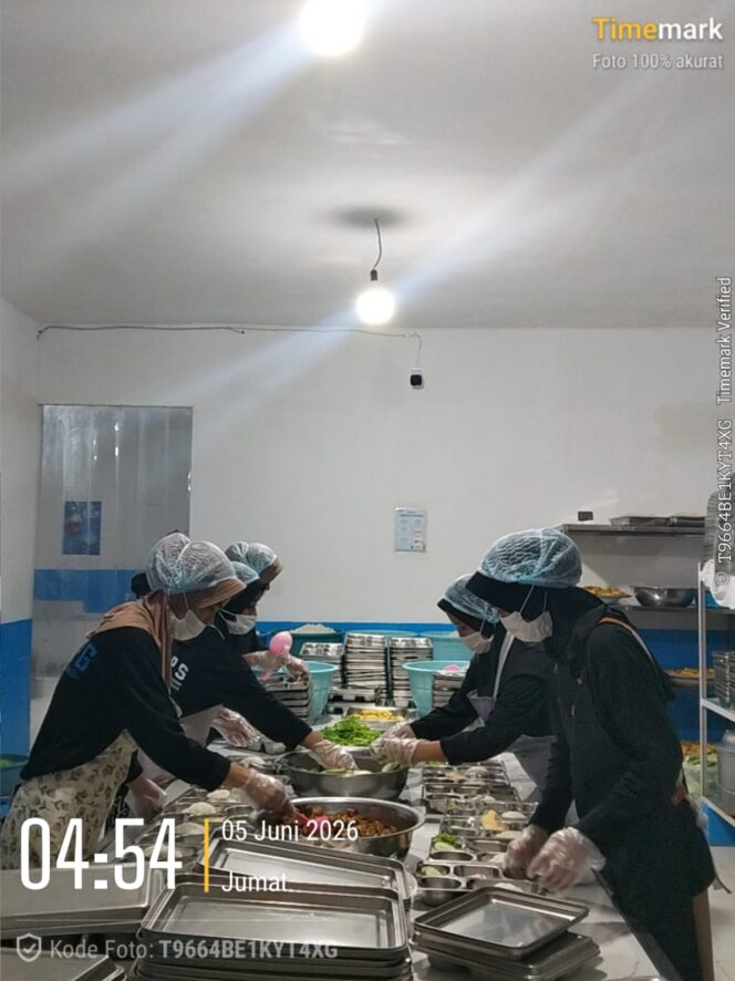 
					SPPG Kamansi Salurkan Makanan Sesuai AKG di Mateng